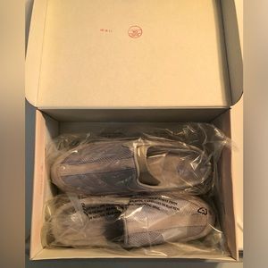 Easy Spirit Traveltime Clogs Grey - Women’s Size 11